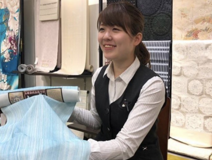 東京きもの愛 イオンタウン成田富里店の求人情報 働きやすいから何年もいられる 30 50代活躍中の着物販売員 アルバイト パート 詳細 千葉県の求人サイトじもきゃり